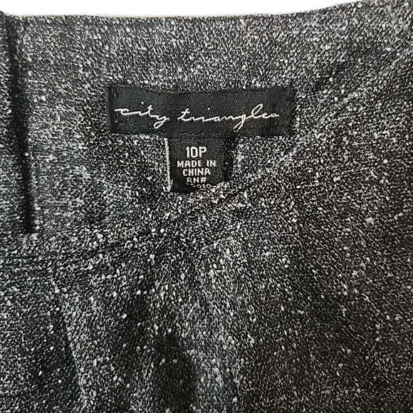 Vintage Y2K City Triangles Womens Dress Size 10 P Lightweight - Picture 2 of 8